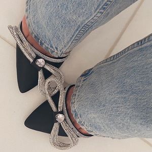 AZALEA WANG LIVE WORK POSE STILETTO PUMP IN BLACK